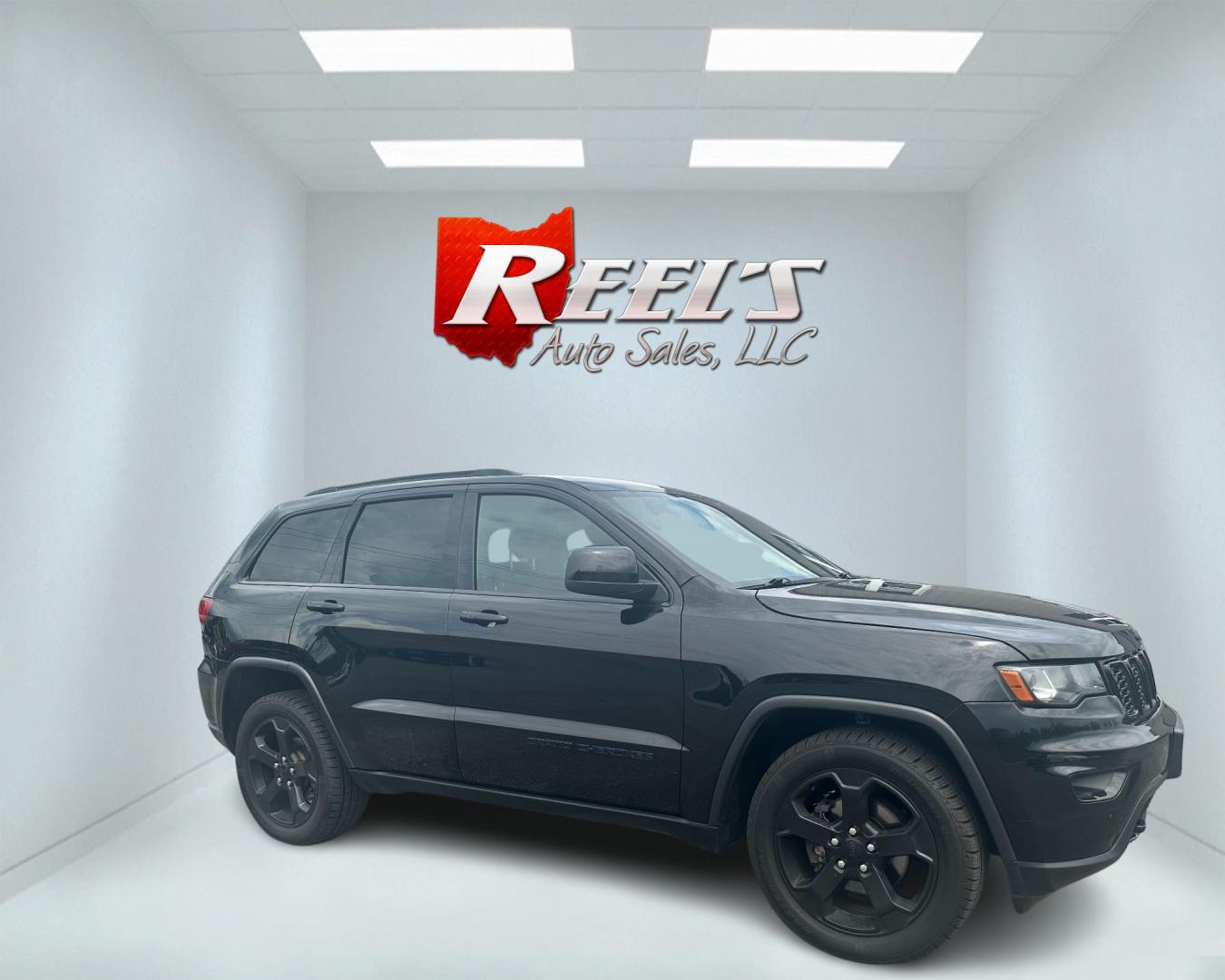 2019 Black /Black Jeep Grand Cherokee Upland 4WD (1C4RJFAGXKC) with an 3.6L V6 DOHC 24V engine, 8A transmission, located at 547 E. Main St., Orwell, OH, 44076, (440) 437-5893, 41.535435, -80.847855 - Photo#3